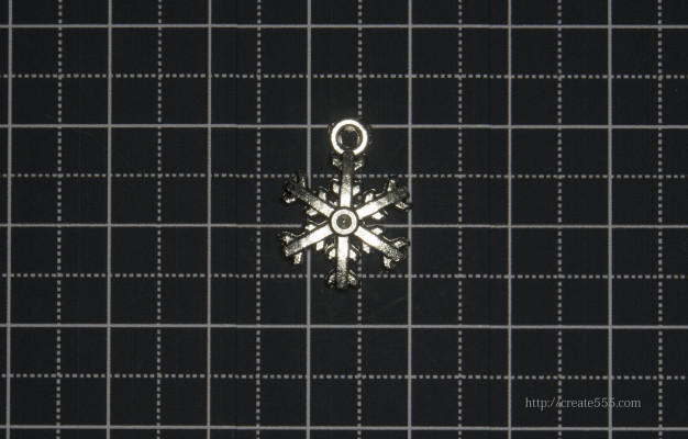 【チャーム】雪の結晶 18×14mm